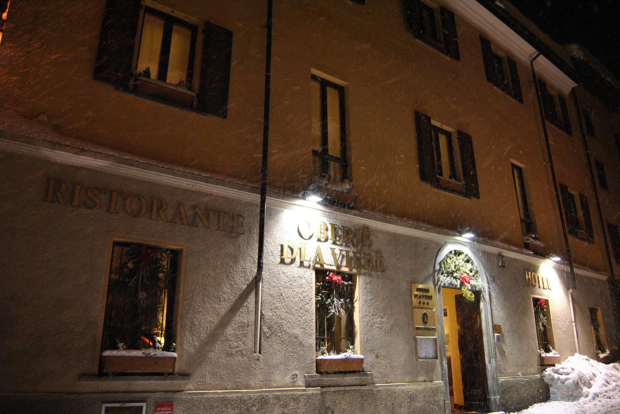 Hotel Oberje Dla Viere Улкс Екстериор снимка