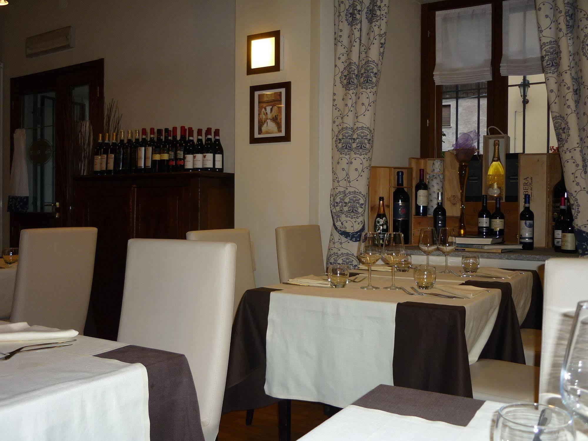Hotel Oberje Dla Viere Улкс Екстериор снимка